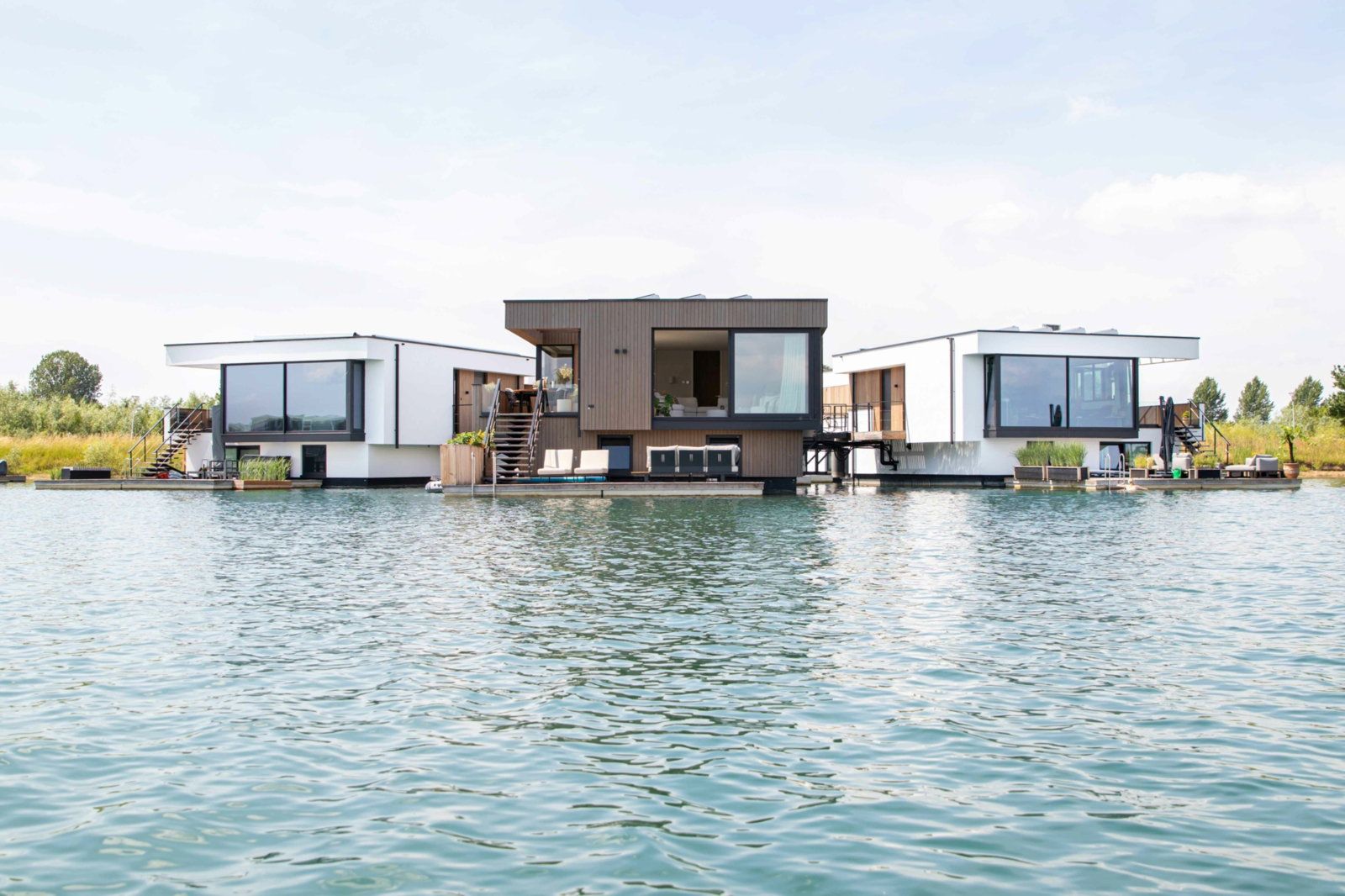 Aqua Village floating residences on the water in Nijmegen